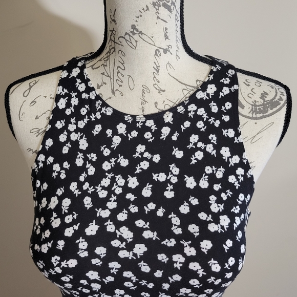 Forever 21 Black & White Floral Print Dress Med - Picture 3 of 4